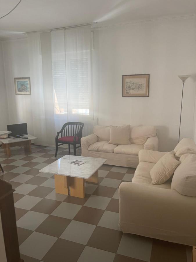 Central Home La Spezia Kültér fotó